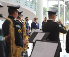 O governador Carlos Massa Ratinho Junior recebe  nesta quarta-feira (4) , o embaixador dos Emirados Árabes no Brasil, Saleh Alsuwaidi  no Palacio Iguacu. Curitiba, 04/08/2021. Foto: Geraldo Bubniak/AEN