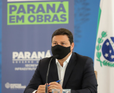 O secretário de Infraestrutura e Logística, Sandro Alex, atende a imprensa nesta quinta-feira (5) para esclarecer a nova modelagem das concessões de rodovias do Paraná.
Foto: Geraldo Bubniak 