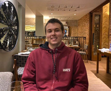 UEM inicia nesta segunda-feira calendário acadêmico das graduações presenciais. Na foto, Sérgio Murilo Fais, calouro de Engenharia Civil.Foto:UEM