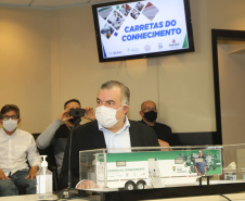 O Governo do Estado vai levar o programa Carretas do Conhecimento para 36 municípios a partir de 27 de setembro. A iniciativa, que oportuniza cursos gratuitos de formação profissional, tem qualificado mão de obra para ocupar vagas disponíveis nas diversas regiões do Paraná.  -  Curitiba, 10/08/2021  -  Foto: SEJUF