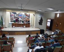 O Departamento de Estradas de Rodagem do Paraná (DER/PR) abriu nesta terça-feira (10) os envelopes com propostas de preços dos oito lotes do Programa de Segurança Viária das Rodovias Estaduais (Proseg Paraná), iniciativa que vai melhorar a segurança de 9.965,43 quilômetros de rodovias estaduais. -  Curitiba, 10/08/2021  -  Foto: DER