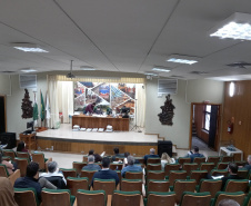 O Departamento de Estradas de Rodagem do Paraná (DER/PR) abriu nesta terça-feira (10) os envelopes com propostas de preços dos oito lotes do Programa de Segurança Viária das Rodovias Estaduais (Proseg Paraná), iniciativa que vai melhorar a segurança de 9.965,43 quilômetros de rodovias estaduais. -  Curitiba, 10/08/2021  -  Foto: DER