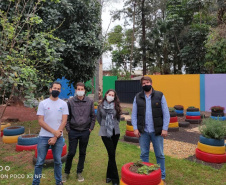Os donativos arrecadados pela ação solidária do Escritório Regional do Instituto Água e Terra (IAT) em Foz do Iguaçu foram distribuídas nesta quinta-feira (12). A ação faz parte do Programa Paraná Mais Verde com doação de mudas nativas em troca de doações para ajudar famílias em situação de vulnerabilidade. - foz do iguaçu, 13/08/2021  -  Foto: IAT