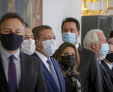 Governador Carlos Massa Ratinho Junior, durante cerimônia de posse do advogado paranaense Tracy Reinaldet, como representante brasileiro no Comitê Permanente da América Latina para a Prevenção do Crime (COPLAD), da ONU. - Curitiba, 17/08/2021 - Foto Gilson Abreu/AEN