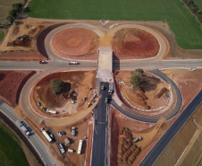 Obra do Contorno Norte de Castro avança e aumenta segurança na cidade ao retirar circulação de tráfego pesado. 08-2021Fotos Gilson Abreu/AEN