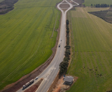 Obra do Contorno Norte de Castro avança e aumenta segurança na cidade ao retirar circulação de tráfego pesado. 08-2021Fotos Gilson Abreu/AEN