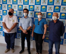 A prefeitura de Jaguariaíva é a mais nova parceria da Fomento Paraná no programa Banco do Empreendedor. A prefeita Alcione Lemos assinou nesta quinta, 19, o termo de cooperação técnica que permite ao município manter agentes de crédito credenciados e habilitados para atuar na intermediação de propostas de empréstimos de microcrédito.  -  Curitiba, 20/08/2021  -  Foto: Fomento Paraná