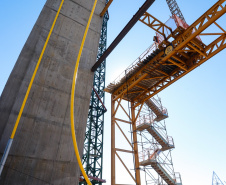 Obra da Ponte da Integração Brasil-Paraguai atinge 67% de execução em agosto. Foto: Rodrigo Felix Leal/AEN