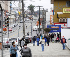 Setores de comércio e serviços lideram alta de empregos e apontam para cenário promissor no segundo semestre Foto: Gilson Abreu/AEN 