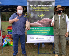 Cerca de 70 famílias de Toledo são beneficiadas com cestas de alimentos, nesta semana. Os donativos são frutos da doação da população em troca de uma muda de árvore nativa, distribuída pelo Instituto Água e Terra (IAT). -  Curitiba, 31/08/2021  -  Foto: SEDEST