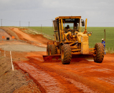 Obras do Contorno Sul de Wenceslau Braz avançam para desviar tráfego pesado da área urbana.
Foto Gilson Abreu/AEN