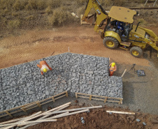 Obras do Contorno Sul de Wenceslau Braz avançam para desviar tráfego pesado da área urbana.
Foto Gilson Abreu/AEN