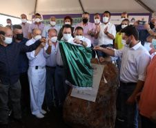 O governador Carlos Massa Ratinho Junior participou nesta sexta-feira (3) do lançamento da pedra fundamental da obra de construção de 75 casas populares em Jandaia do Sul, no Vale do Ivaí.  Foto: Ari Dias/AEN