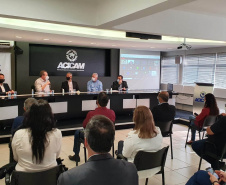 Pesquisadores da Universidade Estadual do Paraná (Unespar) e da Universidade Estadual de Maringá (UEM) entregaram, nesta sexta-feira (3), ao Conselho de Desenvolvimento Econômico de Campo Mourão (Codecam) um Plano Estratégico de Desenvolvimento Territorial para o município e região. -  Curitiba, 03/09/2021  -  Foto: SETI