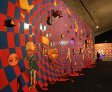 Governador Carlos Massa Ratinho Junior participa da abertura da exposição retrospectiva da carreira dos irmãos Gustavo e Otávio Pandolfo, OSGEMEOS , no Museu Oscar Niemeyer  -  Curitiba, 16/09/2021  -  Foto: José Fernando Ogura/AEN