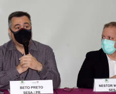 A vacinação contra a Covid-19 em adolescentes de 12 a 17 anos, com comorbidades no Paraná, foi pactuada na Comissão Intergestores Bipartite (CIB) nesta quarta-feira (22). O assunto já havia sido discutido pela Secretaria de Estado da Saúde (Sesa) e Conselho de Secretarias Municipais do Paraná (Cosems/PR) nesta terça-feira (21) e agora será oficializado em deliberação da CIB para cumprimento nos 399 municípios. Foto: Américo Antonio/SESA