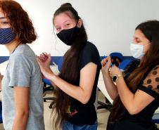 A Portos do Paraná, em parceria com o Serviço Nacional de Aprendizagem Comercial (Senac), está promovendo curso que visa a capacitação e o desenvolvimento de ações para jovens nas comunidades que estão nas áreas de abrangência dos portos paranaenses.  Foto: Portos do Paraná