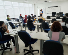 A Portos do Paraná, em parceria com o Serviço Nacional de Aprendizagem Comercial (Senac), está promovendo curso que visa a capacitação e o desenvolvimento de ações para jovens nas comunidades que estão nas áreas de abrangência dos portos paranaenses.  Foto: Portos do Paraná