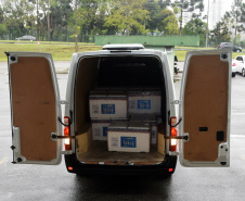 Paraná recebe 137,2 mil vacinas contra a Covid-19 para segunda dose; 176,6 mil para dose reforço chegam no sábado  -  Curitiba, 01/10/2021  -  Foto: Américo Antonio/SESA