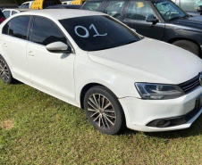 Veículos inservíveis para uso policial, mas que ainda servem para uso comum, serão leiloados pela Polícia Militar do Paraná. São ofertados 258 automóveis, motocicletas e vans que estão nos pátios das unidades da PM nas regiões Noroeste e Oeste do estado. - Curitiba, 04/10/2021  -  Foto: SESP-PR