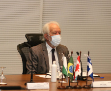 As novas oportunidades de parceria entre o Paraná e o Canadá foram o foco da visita de uma comitiva do Consulado Geral do Canadá a Curitiba nesta quarta-feira (6). O vice-governador Darci Piana recebeu, no Palácio Iguaçu, a cônsul-geral do Canadá em São Paulo, Heather Cameron. Foto: Camila Tonett/Vice-governadoria