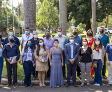 Produtores do Projeto Seda assinam convênio com Fundo de Apoio à Sericultura. Foto: UEM
