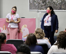 Para o Outubro Rosa deste ano a Portos do Paraná desenvolveu quatro vídeos-depoimentos de mulheres que passaram ou ainda enfrentam um câncer de mama. A programação alusiva ao mês de conscientização sobre a doença terminou ontem (6), mas as produções serão utilizadas no trabalho contínuo de sensibilização. Foto: Claudio Neves/Portos do Paraná