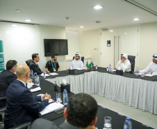 Governador e empresários paranaenses se reúnem com investidores em Dubai. Foto: Governo do Paraná
