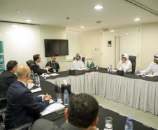 Governador e empresários paranaenses se reúnem com investidores em Dubai. Foto: Governo do Paraná