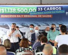 O governador em exercício Darci Piana e o secretário estadual da Saúde, Beto Preto, entregam nesta quarta-feira (13),  veículos da Estratégia da Saúde da Família aos municípios da 1ª Regional de Saúde de Paranaguá, além de computadores para renovação e modernização do parque tecnológico da Sesa.  Na foto, Deputado Galo.  13/10/2021 - Foto: Geraldo Bubniak/AEN