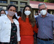A Secretaria de Estado da Saúde (Sesa) reforçou as ações de cuidados com a saúde da mulher, ligadas à campanha Paraná Rosa, em Londrina, durante o evento do Planejamento Regional Integrado (PRI), nesta quarta-feira (20). A iniciativa, que já está na 3ª edição, tem por objetivo prevenir o câncer de mama e colo do útero, além de outras doenças que colocam em risco a saúde das mulheres. - Londrina, 20/10/2021 - Foto: Américo Antonio/SESA