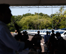 Governador Carlos Massa Ratinho Junior entrega 48 veículos para a Regional da Saúde de Foz do Iguaçu - Foz do Iguaçu, 22/10/2021  - Foto: Jonathan Campos /AEN