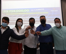 O Governo do Estado entregou 22 carros para os nove municípios da abrangência da 6ª Regional de Saúde de União da Vitória neste sábado (23). Esta é a quinta entrega dos 1.211 veículos adquiridos para reforço da Estratégia da Saúde da Família (ESF), em um investimento de mais de R$ 41,7 milhões exclusivos do Tesouro do Estado.
Foto: Américo Antonio/SESA