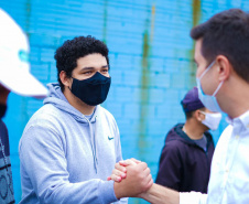 Começa nesta sexta-feira (29) uma grande campanha de mídia para divulgar o Cartão Futuro, programa do Governo do Paraná para incentivar a manutenção e a contratação de jovens aprendizes por empresas paranaenses. - Curitiba, 28/10/2021 - Foto: Guilherme Flores/Casa Civil