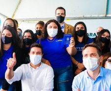 Começa nesta sexta-feira (29) uma grande campanha de mídia para divulgar o Cartão Futuro, programa do Governo do Paraná para incentivar a manutenção e a contratação de jovens aprendizes por empresas paranaenses. - Curitiba, 28/10/2021 - Foto: Guilherme Flores/Casa Civil