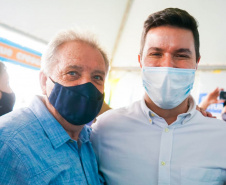 Começa nesta sexta-feira (29) uma grande campanha de mídia para divulgar o Cartão Futuro, programa do Governo do Paraná para incentivar a manutenção e a contratação de jovens aprendizes por empresas paranaenses. - Curitiba, 28/10/2021 - Foto: Guilherme Flores/Casa Civil