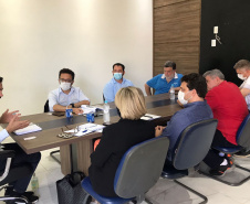 BOM SUCESSO -  O diretor-presidente da Fomento Paraná, Heraldo Neves, e os assessores Jonny Stica e Emilia Belinati, em reuniões com prefeitos dessas 7 cidades durante rodada de prospecção de parcerias pelo norte do estado. - Curitiba, 29/10/2021 - Foto: Fomento Paraná