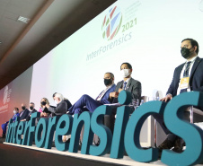 Nesta quarta-feira (03/11), em Foz do Iguaçu, região oeste do Paraná, foi aberto oficialmente o InterForensics, maior evento de Ciências Forenses da América Latina, que reúne, em um único lugar, renomados nomes nacionais e internacionais das mais diversas áreas deste setor. - Foz do Iguaçu, -3/11/2021 - Foto: SESP_PR
