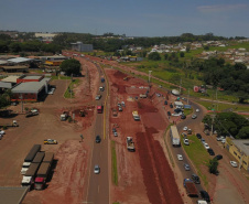 As obras de modernização do Trevo Gauchão, em Umuarama, chegaram a um terço de execução. O governador Carlos Massa Ratinho Junior vistoriou nesta quinta-feira (04) o projeto que vai resolver um dos principais gargalos logísticos do Noroeste paranaense.  Foto: Alessandro Vieira/SEDEST