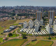 Os repasses da Secretaria de Estado da Fazenda aos municípios paranaenses neste ano, de janeiro a outubro, já passam de R$ 8,32 bilhões. Na foto, imagem ilustrativa de Londrina. Foto: José Fernando Ogura/ANPr