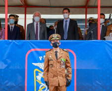 O governador Carlos Massa Ratinho Junior participou da cerimônia de passagem nesta segunda-feira (8), em Curitiba. O coronel Manoel Vasco de Figueiredo Junior assume o comando-geral da corporação, no lugar do coronel Gerson Gross, que tinha assumido o posto em janeiro deste ano. Foto: Valdelino Pontes/AEN. 