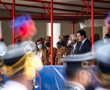 O governador Carlos Massa Ratinho Junior participou, nesta segunda-feira (8), em Curitiba, da passagem de comando do Corpo de Bombeiros do Paraná. Há mais de 30 anos na corporação, o coronel Manoel Vasco de Figueiredo Junior assume o posto de comandante-geral no lugar do coronel Gerson Gross, que tinha sido empossado em janeiro deste ano e agora segue para a reserva remunerada.Foto:Jonathan Campos/AEN
