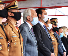 O governador Carlos Massa Ratinho Junior participou, nesta segunda-feira (8), em Curitiba, da passagem de comando do Corpo de Bombeiros do Paraná. Há mais de 30 anos na corporação, o coronel Manoel Vasco de Figueiredo Junior assume o posto de comandante-geral no lugar do coronel Gerson Gross, que tinha sido empossado em janeiro deste ano e agora segue para a reserva remunerada.Foto: José Fernando Ogura/AEN