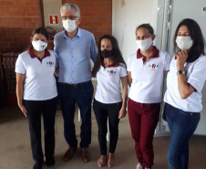Entrega de pavimentação de estrada rural e de máquinas, caminhão e equipamentos para cooperativas de agricultura familiar, inauguração de cozinha comunitária. Estas foram algumas das ações dos secretários estaduais da Agricultura e do Abastecimento, Norberto Ortigara, e do Planejamento e Projetos Estruturantes, Valdemar Bernardo Jorge, na semana passada na região do Norte Pioneiro. - Curitiba, 08/11/2021 - Foto: SEAB