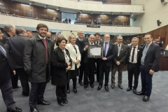 Deputados fazem homenagem ao trabalho de pesquisa e inovação do IDR-Paraná