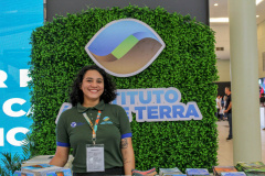  A engenheira Florestal Vitória Fonseca, de 25 anos, trocou o Amapá por uma experiência profissional no Instituto Água e Terra (IAT).