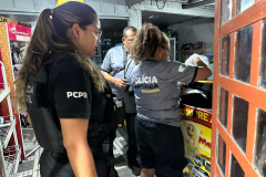  Taxa de homicídios cai 31% em uma década no Paraná, maior redução do Sul do Brasil.
