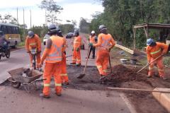 DER INTERDIÇÃO PONTES PR 492