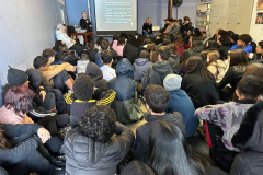 PCPR ministra palestra sobre combate às drogas para 560 estudantes de escola estadual