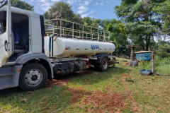Os municípios do Paraná em situação de emergência por adversidades climáticas contaram em 2024 com a ajuda do Fundo Estadual para Calamidade Pública (Fecap). Ao todo 15 prefeituras receberam valores entre R$ 35 mil e R$ 6,7 milhões para auxiliar na assistência às famílias afetadas por enxurrada ou pela estiagem que levou o governador do Estado a decretar situação de emergência em todo Paraná.